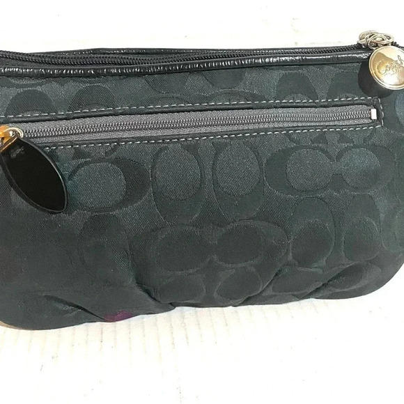 Coach CC signature print canvas wristlet bag - Picture 2 of 8